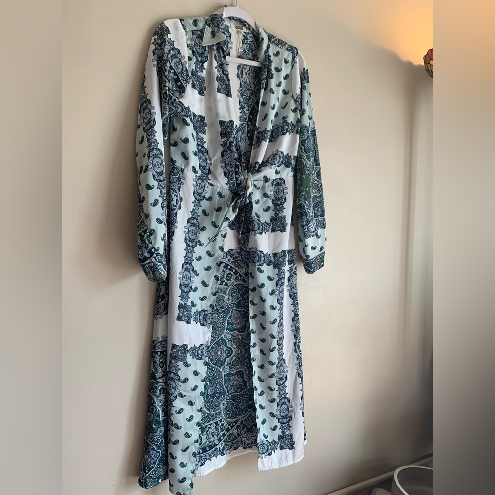 Gimmick Cardigan Robe Women Size XS Lightweight Jacket Coat Buckle Clothing